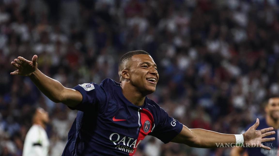 Mbappé y el PSG mantienen el invicto en la Ligue 1 tras goleada contra el Olympique de Lyon