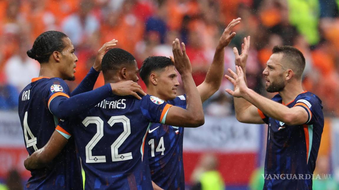Países Bajos resurge: Aké y Gakpo lideran la remontada ante Polonia en la Eurocopa