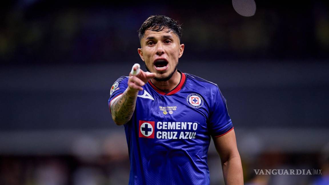 ¿Cuándo volverá Carlos Salcedo a jugar en la Liga MX? Cruz Azul da ‘permiso especial’ al ‘Titán’