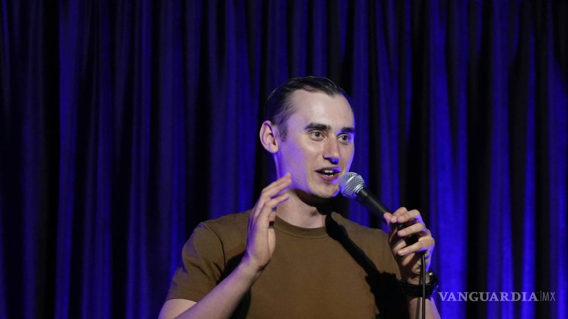 $!Serhiy Lipko durante un espectáculo de comedia en Kiev, Ucrania