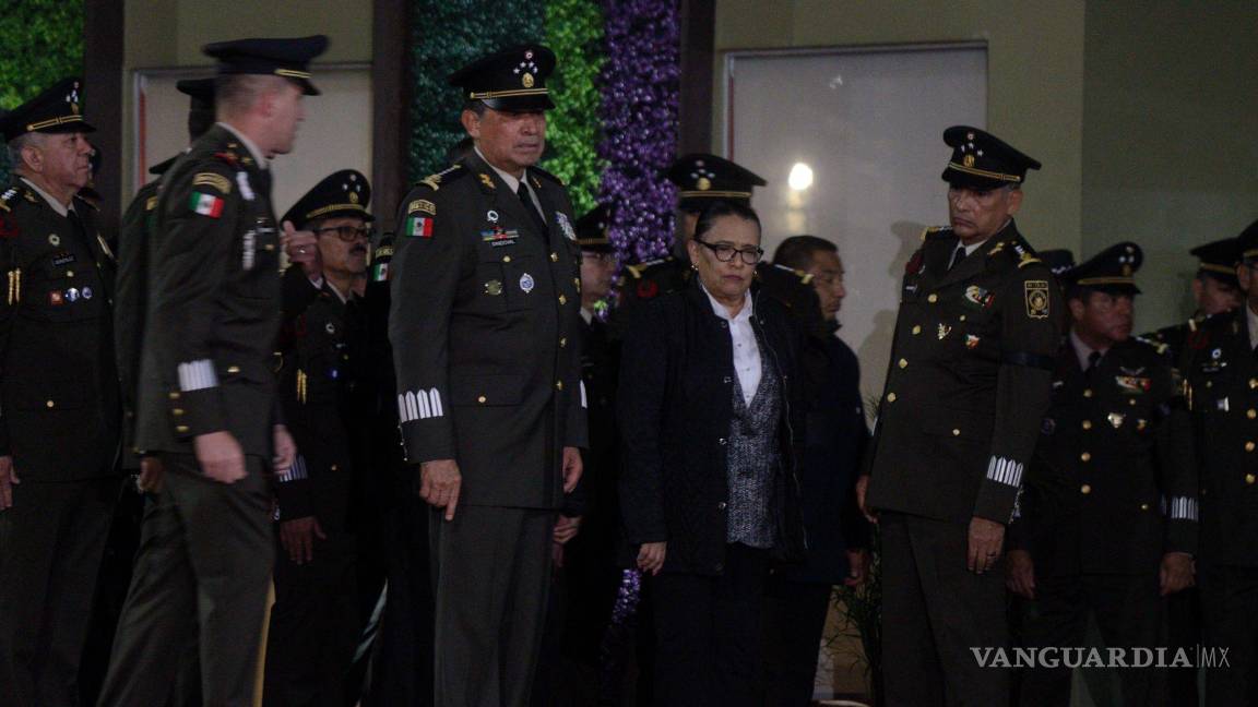 $!Luis Cresencio Sandoval, secretario de la Defensa Nacional junto a Rosa Icela Rodríguez, secretaria de Seguridad y Protección Ciudadana.
