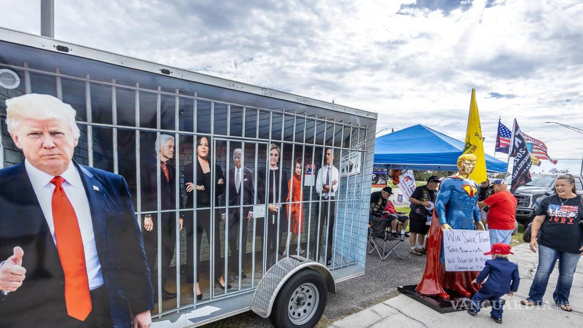 $!Decenas de seguidores del expresidente Donald Trump asisten al Trump Fest, organizado por el restaurante local Peggy’s Corral.