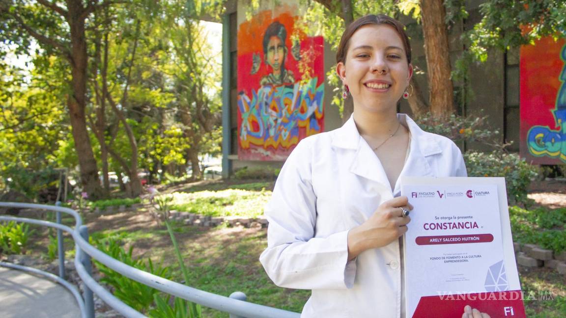 $!La estudiante mexicana de ingeniería en biomédica en la Universidad de Queretaro, Arely Salcedo Huitrón.