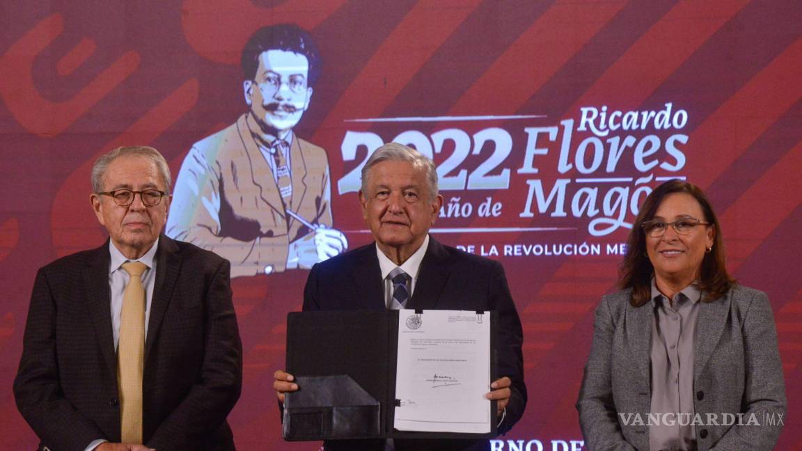 $!Andrés Manuel López Obrador, presidente de México con la iniciativa de Ley de Husos Horarios.