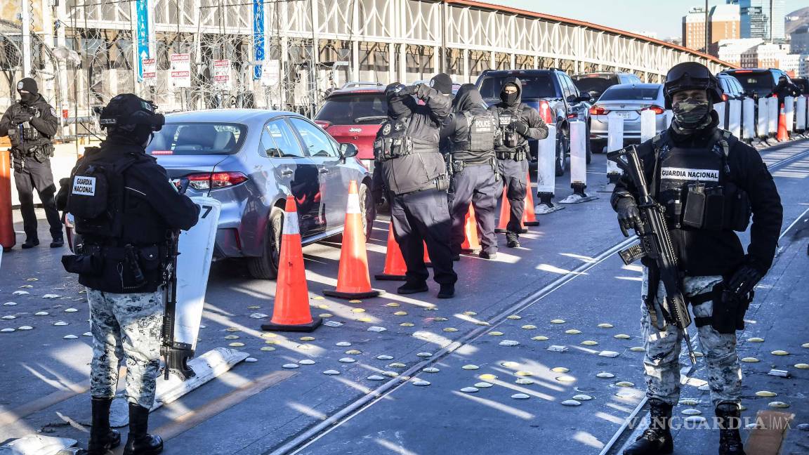 Viven vacacionistas ‘viacrucis’ para cruzar a Estados Unidos