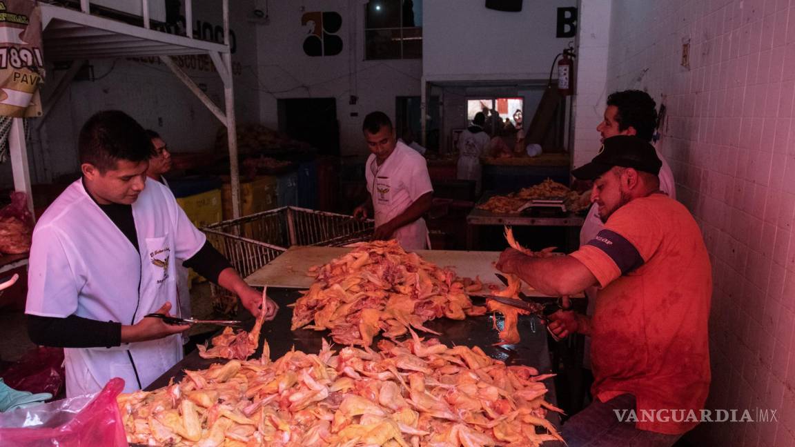 Por alza de precios en México, amas de casa prescinden de alimentos