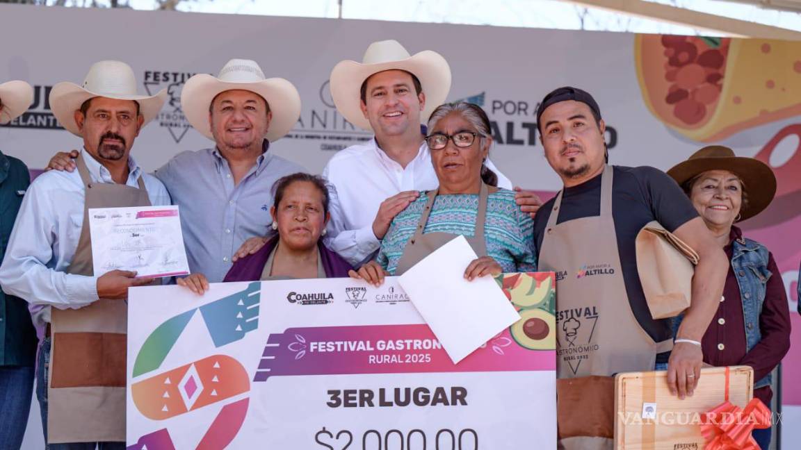 $!El Festival Gastronómico Rural 2025 reunió a cocineras y cocineros de diversas comunidades para ofrecer platillos típicos de Cuaresma en el ejido Derramadero.