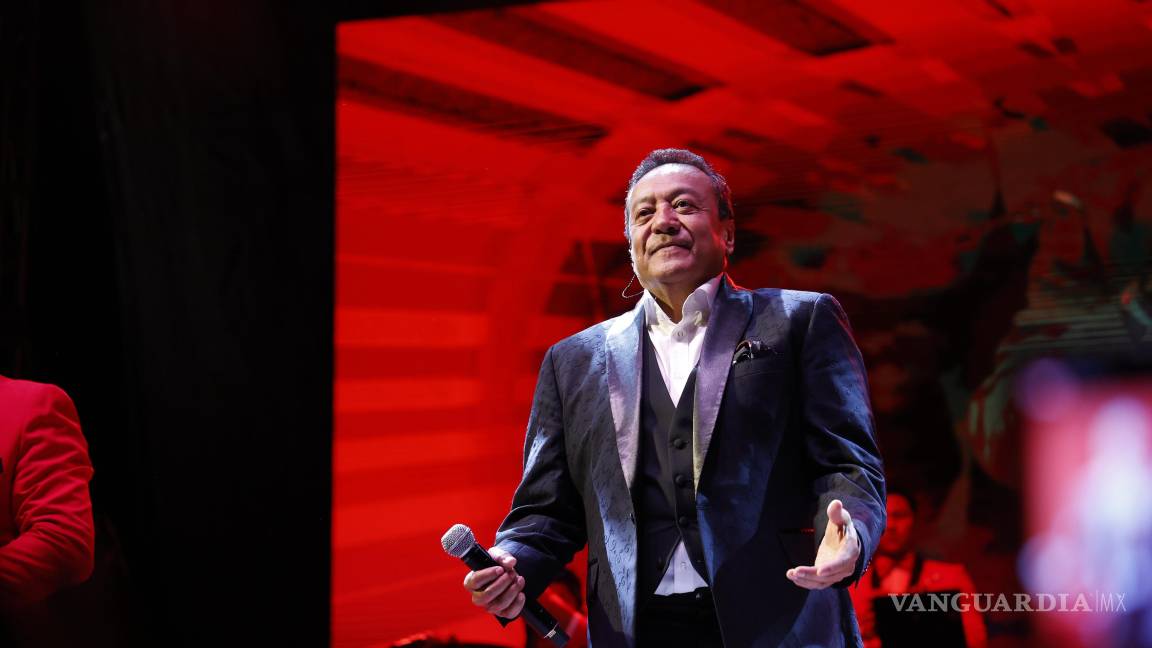 $!Saltillo: Con Carlos Cuevas y la Sonora Santanera, arrancan actividades de la FINA 2025