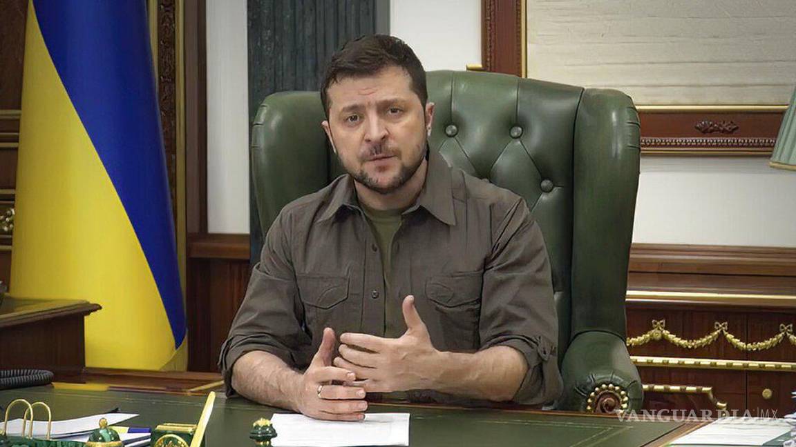 $!Pidió a los diplomáticos ucranianos que intensifiquen su labor para convencer a los socios, especialmente a EU, Reino Unido, Francia y Alemania, de que permitan el uso de sus armas de largo alcance