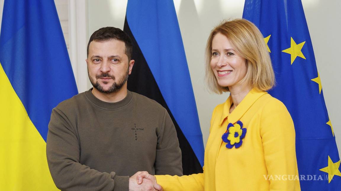$!En epera de más ayuda de Occidente, el presidente Volodimir Zelenski realiza una gira por los países bálticos. En la imagen, con la primera ministra de Estonia, Kaja Kallas.
