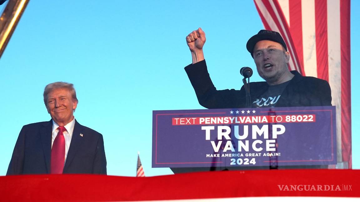 $!Elon Musk, ofrece un discurso durante un mitin a favor de Donald Trump en el Butler Farm Show, en Butler, Pensilvania.