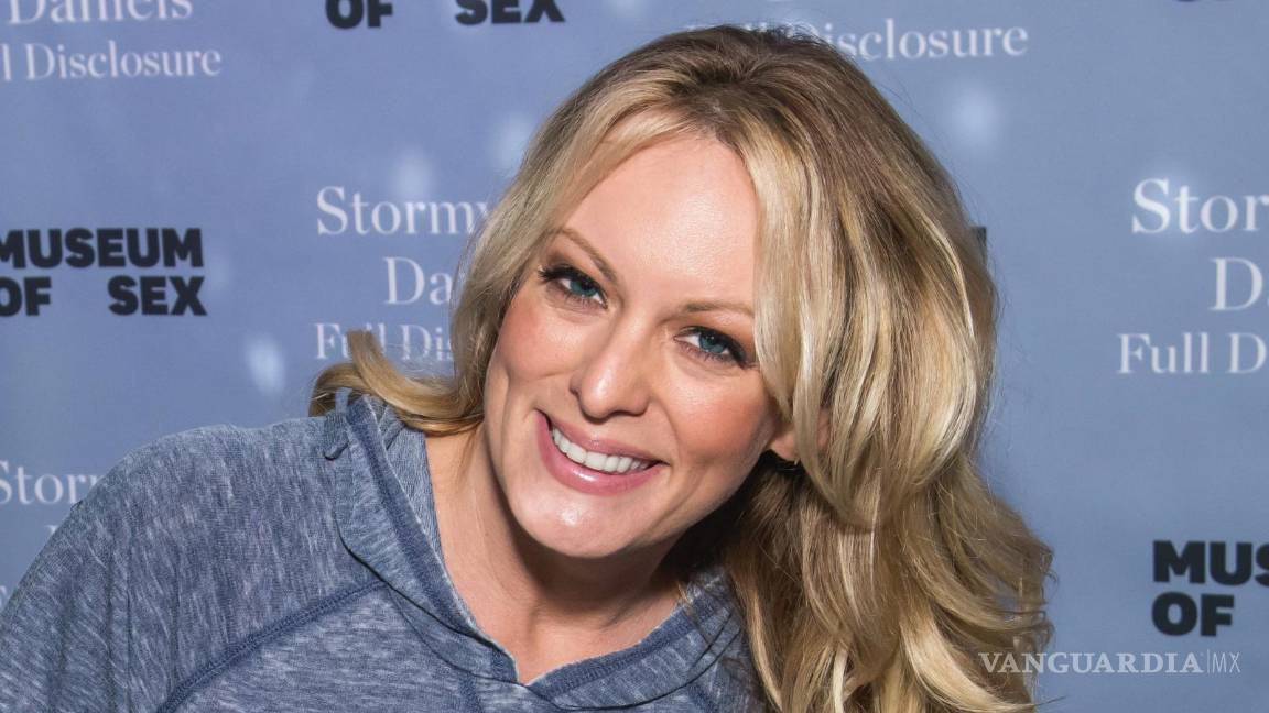 $!La actriz de cine para adultos Stormy Daniels en una firma de libros de sus memorias “Full Disclosure” en el Museo del Sexo en Nueva York.