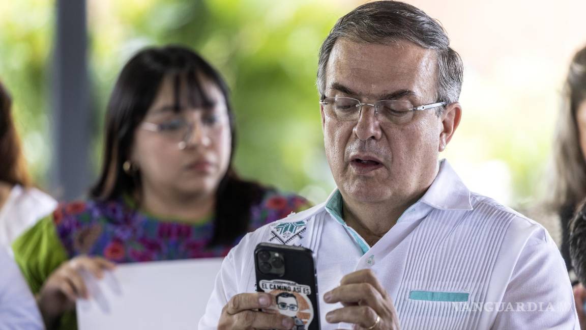 ¿Ebrard exhibe gastos de ‘corcholatas’? Advierte que entregó varios documentos a Morena