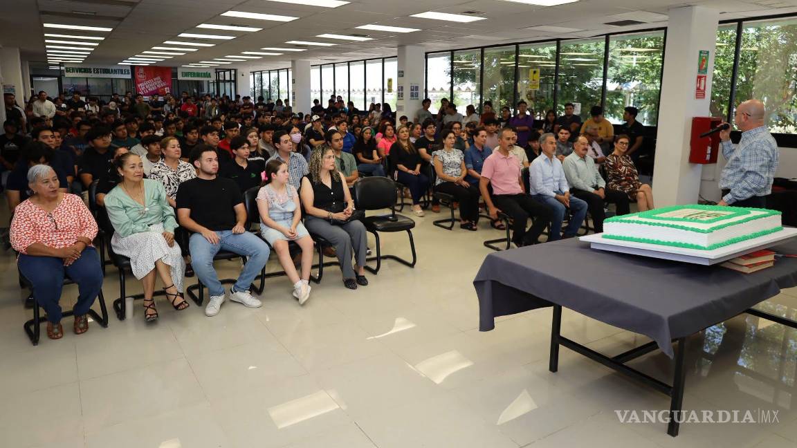 Monclova: UTRCC sostiene matrícula con becas pese a crisis de AHMSA