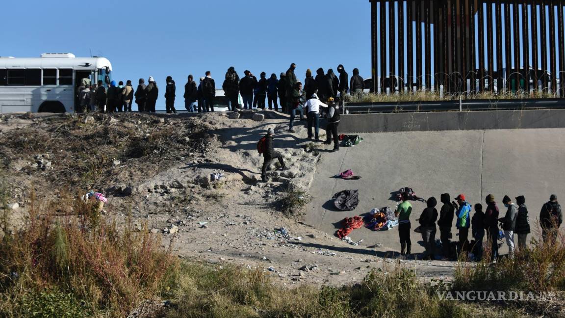 El Paso, Texas se prepara para un enjambre de migrantes, la ciudad se declara en estado de emergencia