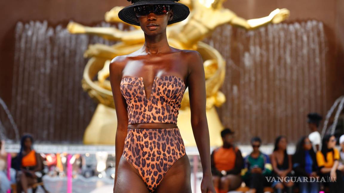 $!La colección Victor Glemaud Spring 2023 se modela durante la Semana de la Moda de Nueva York.