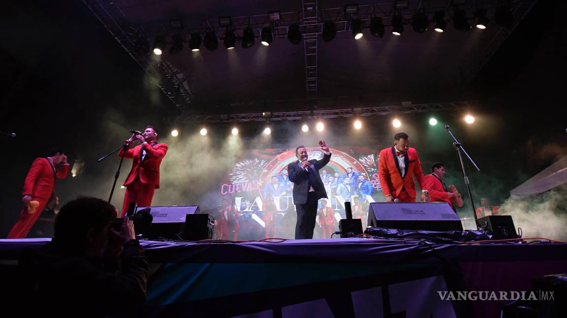 $!Saltillo: Con Carlos Cuevas y la Sonora Santanera, arrancan actividades de la FINA 2025