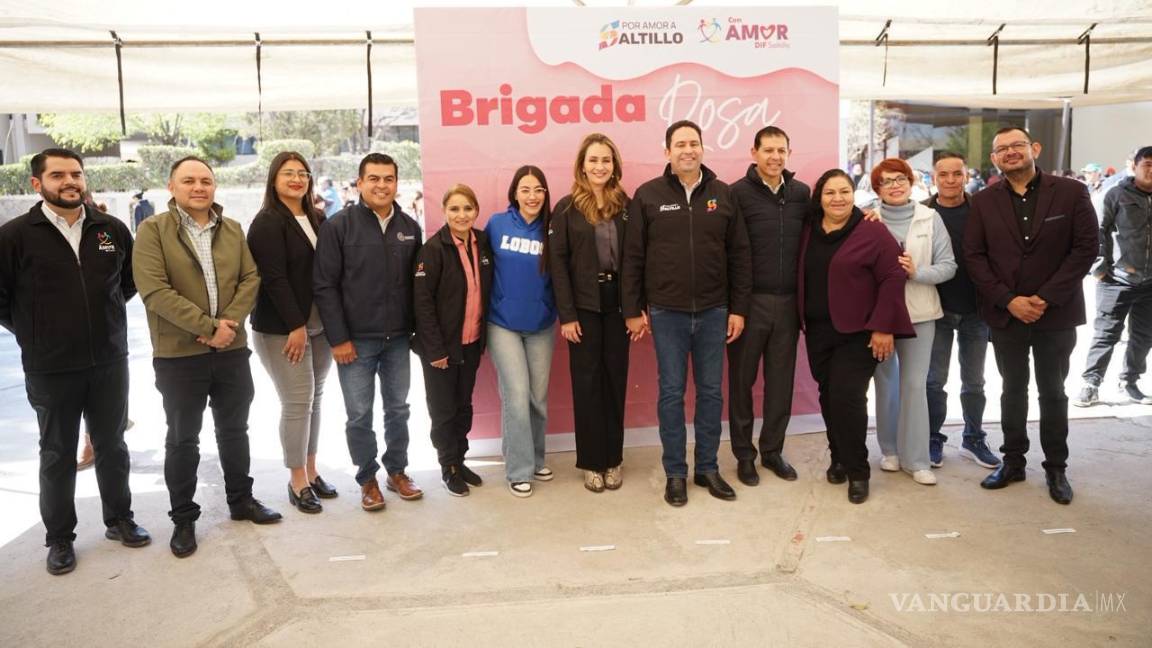 $!El DIF Saltillo y la UAdeC acercaron atención médica y emocional a jóvenes en la Unidad Camporredondo.