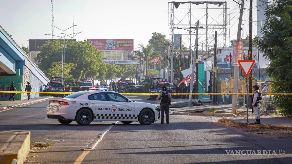 Desaparecen dos policías municipales de Culiacán; realizan hallazgo de vehículo baleado en carretera