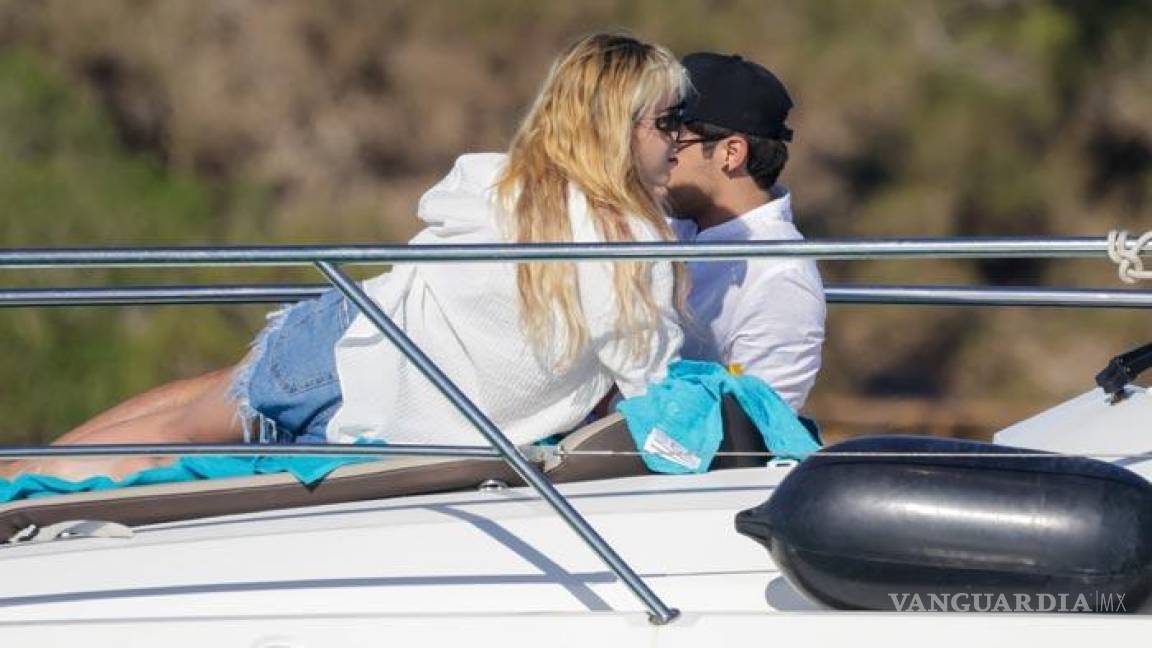 $!La pareja fue vista vacacionando en Ibiza, en junio de 2021.