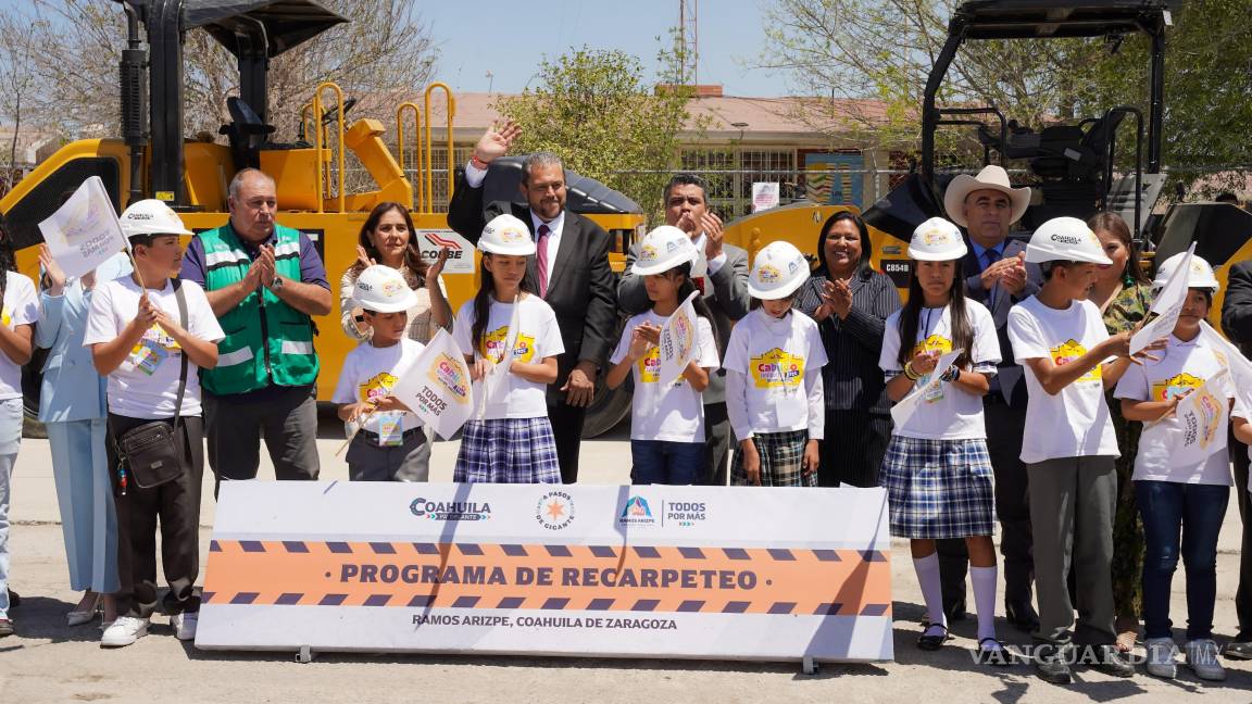 $!Integrantes del Cabildo Infantil asistieron al inicio de la obra, promoviendo el compromiso cívico entre las nuevas generaciones.