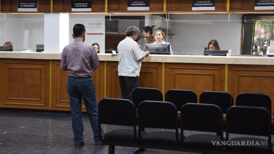 Alertan por trámites fraudulentos de licencias mercantiles en Torreón