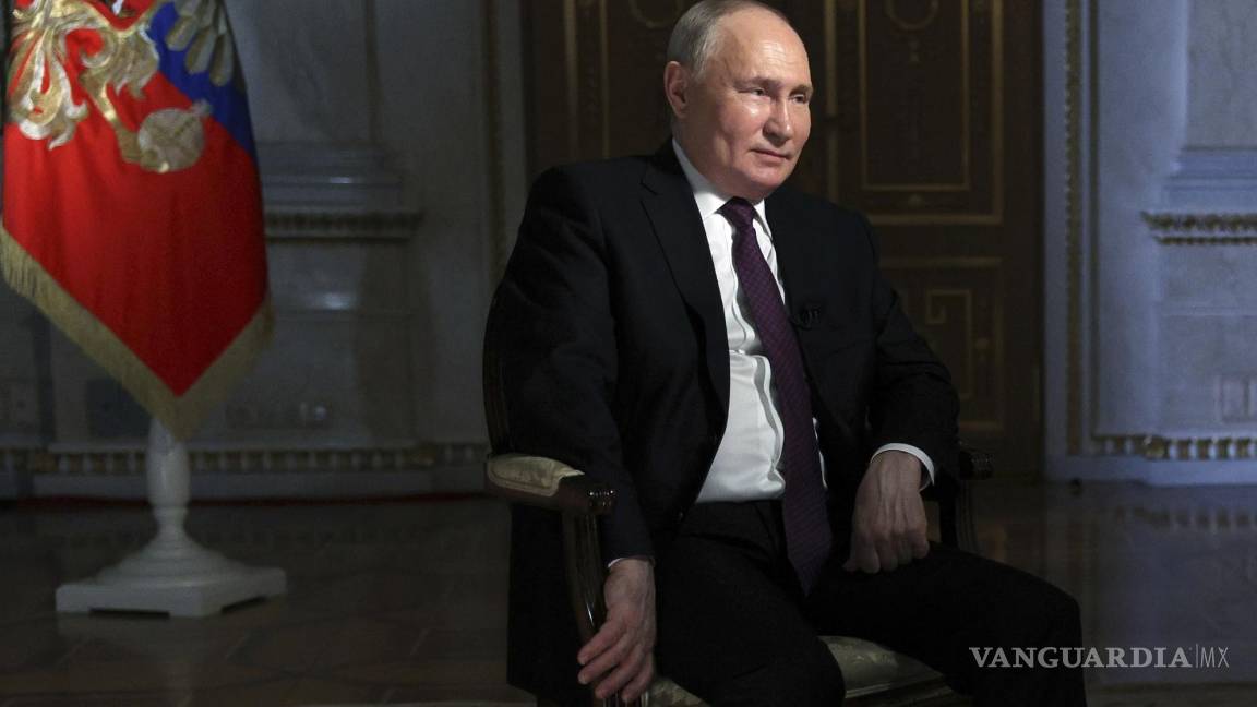 $!Vladimir Putin describió a su homólogo estadounidense, Joe Biden, como un político veterano que entiende perfectamente los posibles peligros de una escalada.