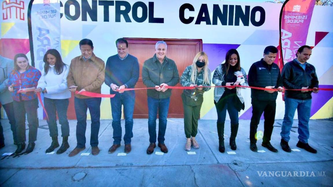 Román Cepeda entrega obra de rehabilitación en Centro de Control Canino de Torreón