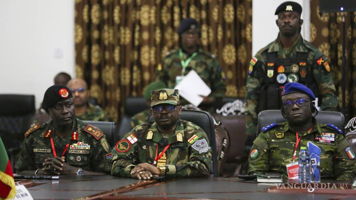 Níger: último esfuerzo africano para solucionar conflicto; militares anticipan reacción si hay intervención internacional