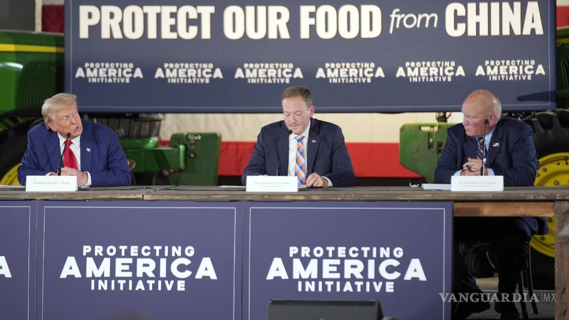 $!El candidato republicano a la Presidencia de EU amenazó a John Deere este lunes con aranceles de hasta 200 por ciento.