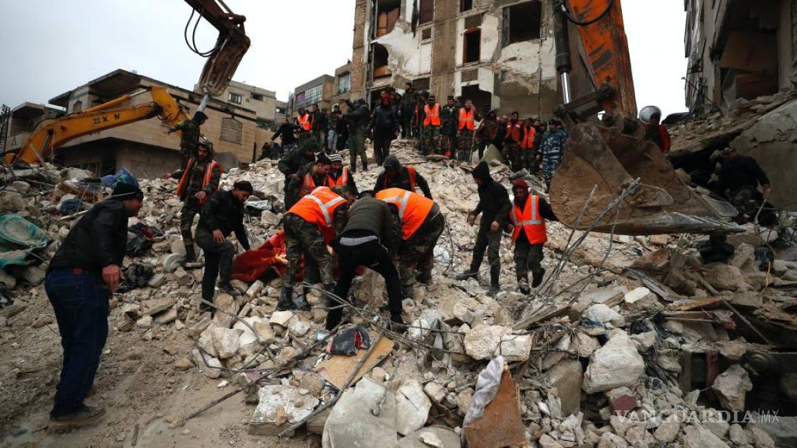 Fuerte terremoto de magnitud 7.8 remece a Turquía y Siria (Fotos)