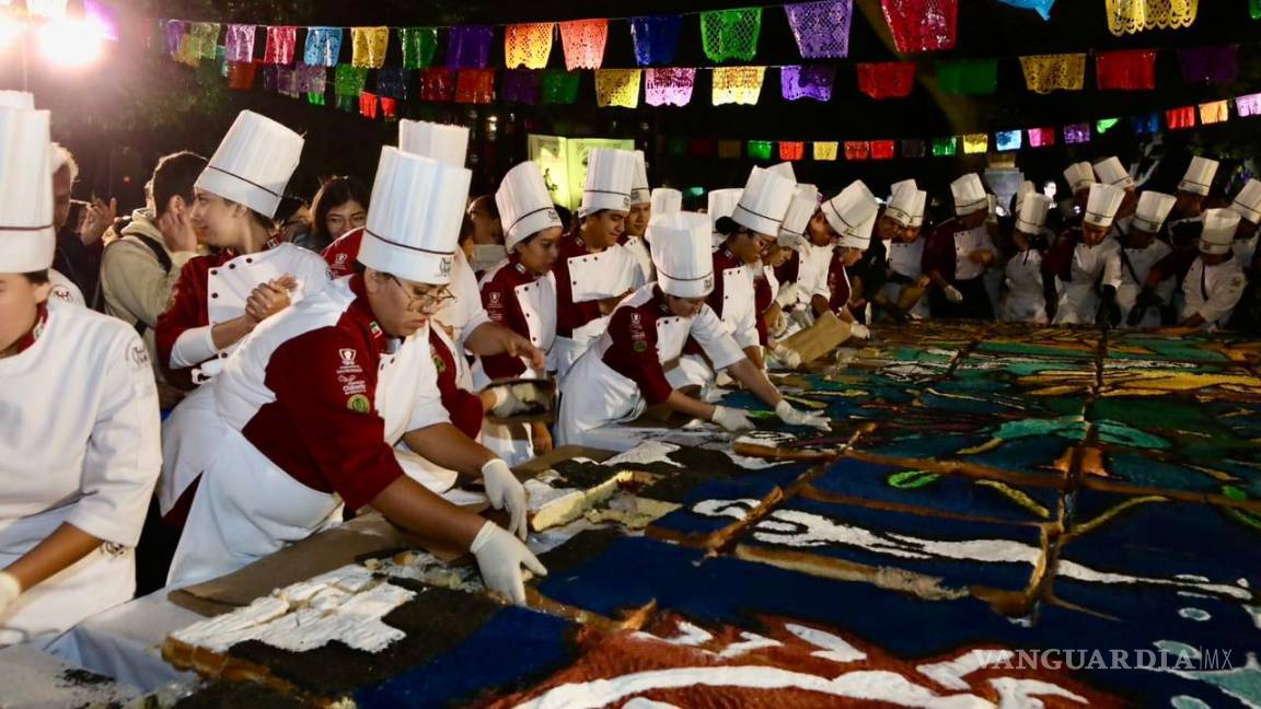 Festival Ánimas del Desierto: parten tradicional pan de muerto monumental