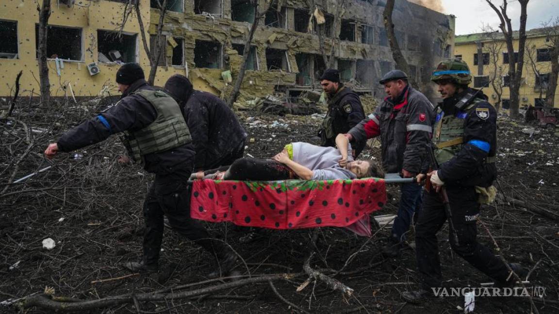 Primer año de la guerra en Ucrania en impactantes imágenes (fotos)