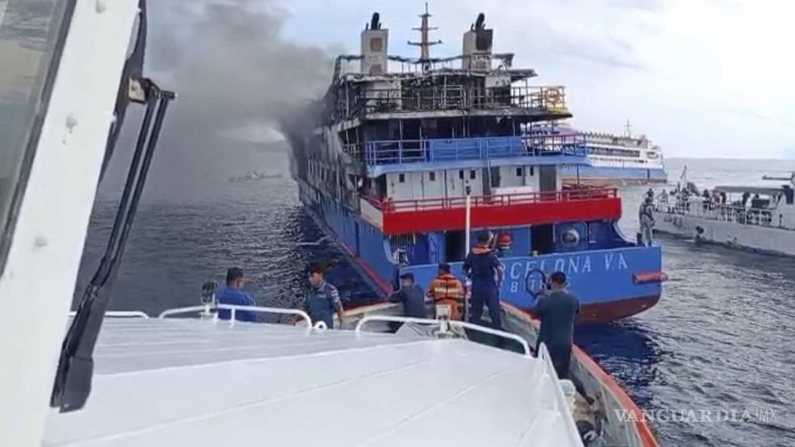 Mueren cinco personas tras incendio de ferry de pasajeros en el mar cerca de isla de Indonesia