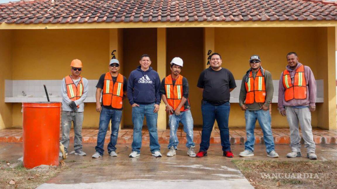 Rehabilitan en San Juan de Sabinas la Unidad Deportiva
