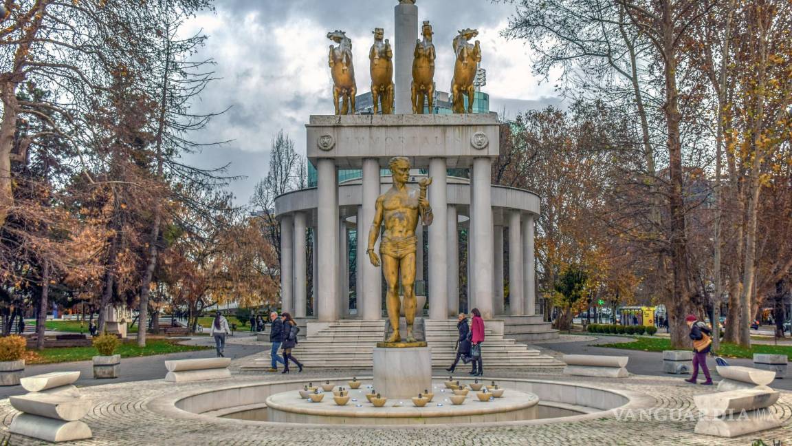 $!Monumento a los Héroes Caídos.
