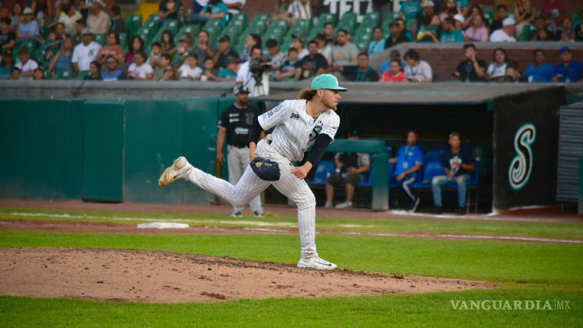 $!El pitcher Tyler Alexander fue el MVP del encuentro ante los Toros.
