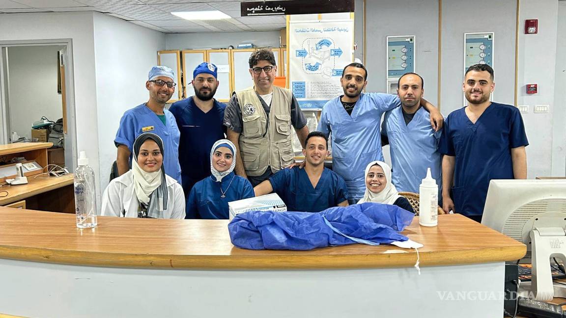 $!Un grupo de 35 médicos extranjeros en Hospital General Europeo en Khan Younis quedaron atrapados en Gaza por la toma por parte de Israel del cruce de Rafah.