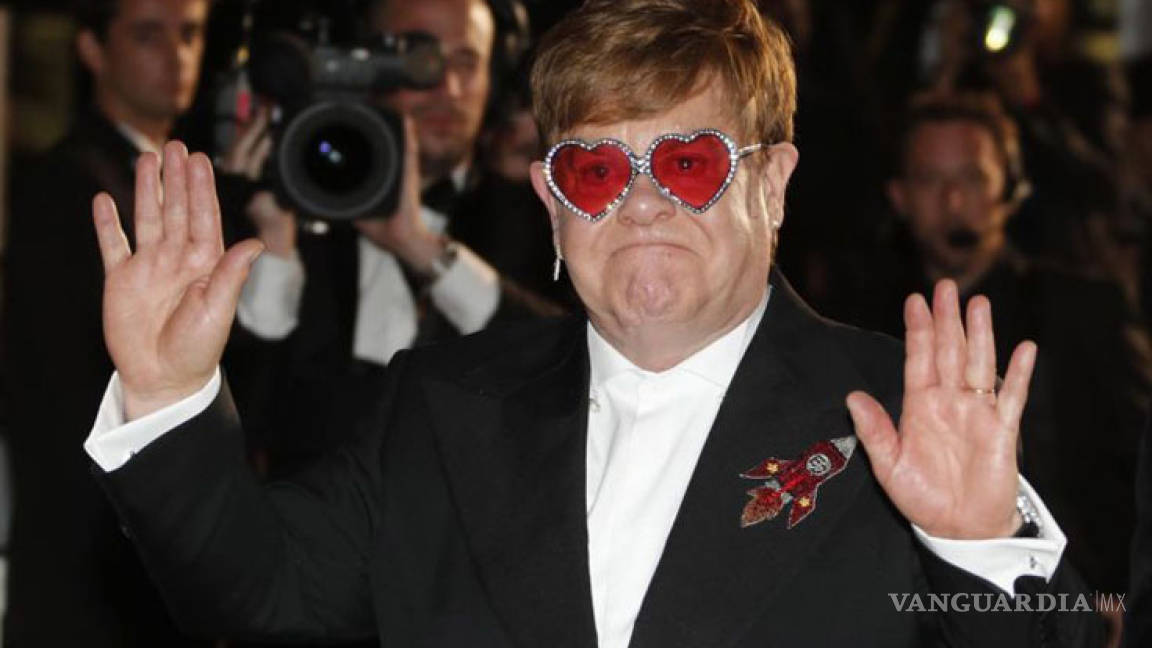 Elton John enfurece porque Rusia censura sexo gay en ‘Rocketman’