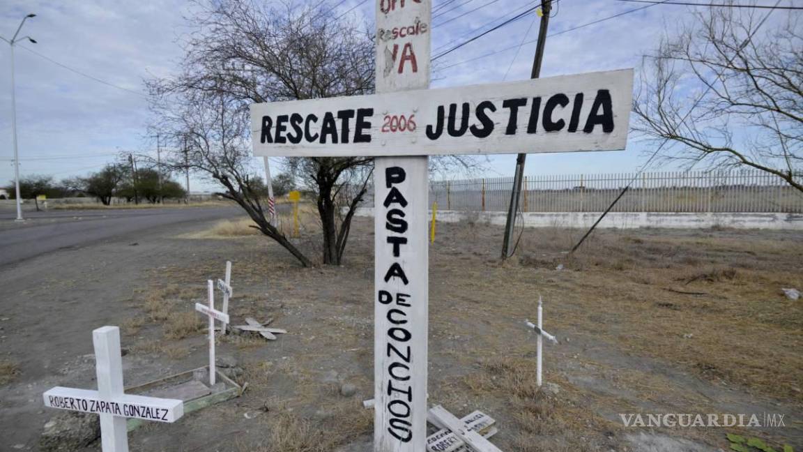 Familia de Pasta de Conchos denuncian exclusión de reunión para rescate de cuerpos