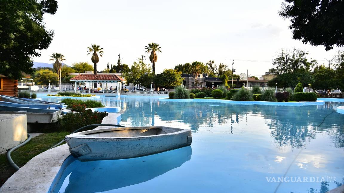 $!El lago de la Alameda tiene le forma de la República Mexicana.