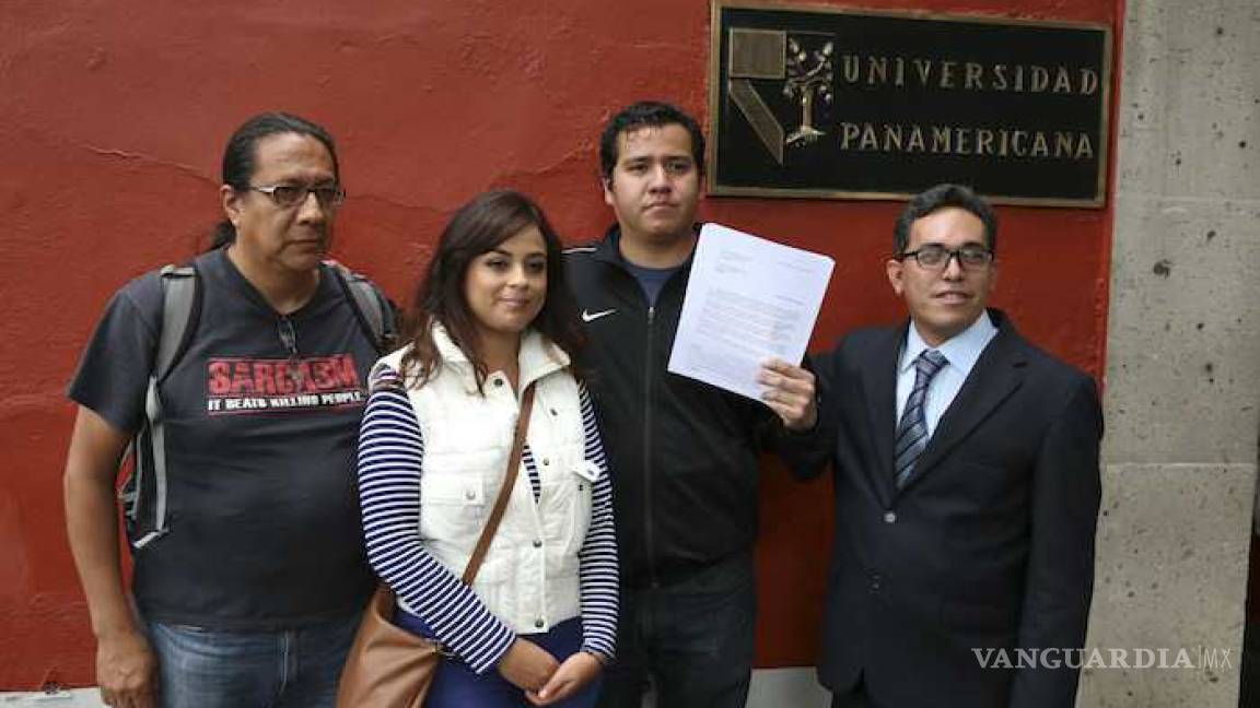 Krauze confirma plagio; más de 90 mil firman petición para retirar licenciatura a EPN