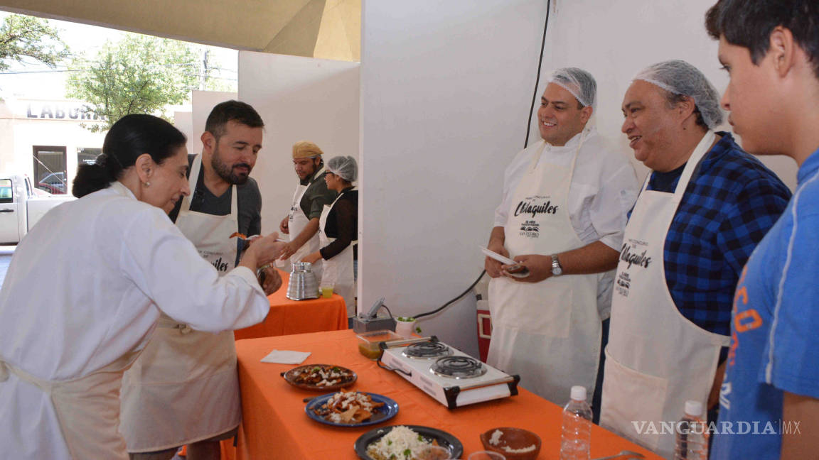Peculiar concurso de chilaquiles se realiza en municipio de Nuevo León