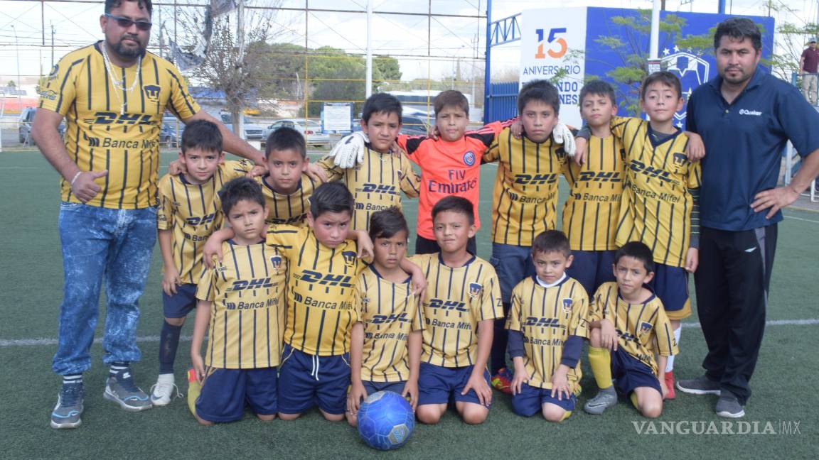 $!Colegio San José le da la vuelta a Pumas Saltillo y sacan una importante victoria en la Copa Navideña Rayados Saltillo