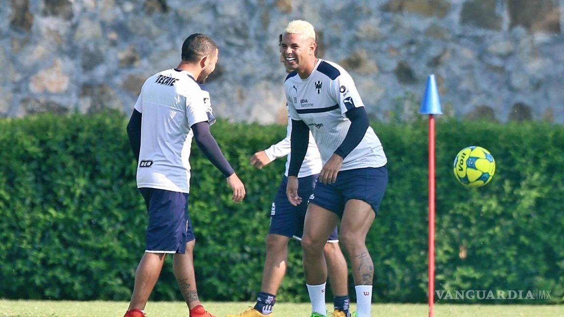 Edwin Cardona entrena con la Sub 20 de Rayados