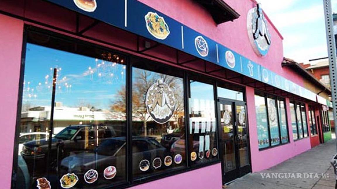 $!Murió por intentar comer una dona gigante