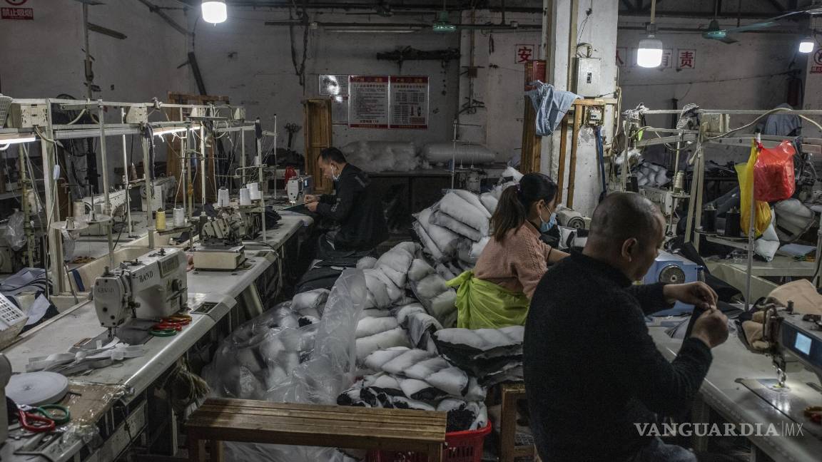 $!La producción en diversos sectores se está viendo afectado al trasladar operaciones a otros países, como es el caso de México.