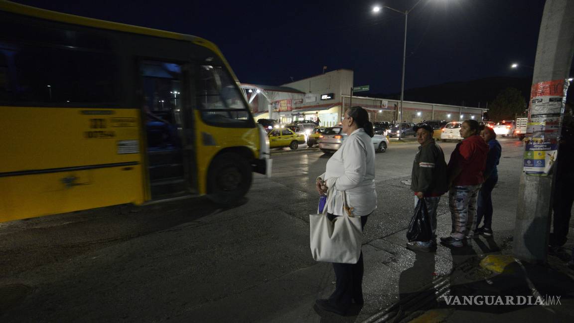 $!Le urgen soluciones viales a Colonia Mirasierra en Saltillo