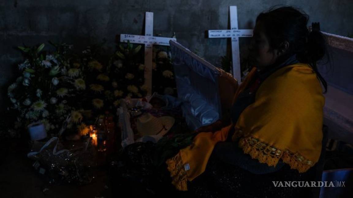 Mujer perdió a su esposo e hijos por deslave en Chiapas