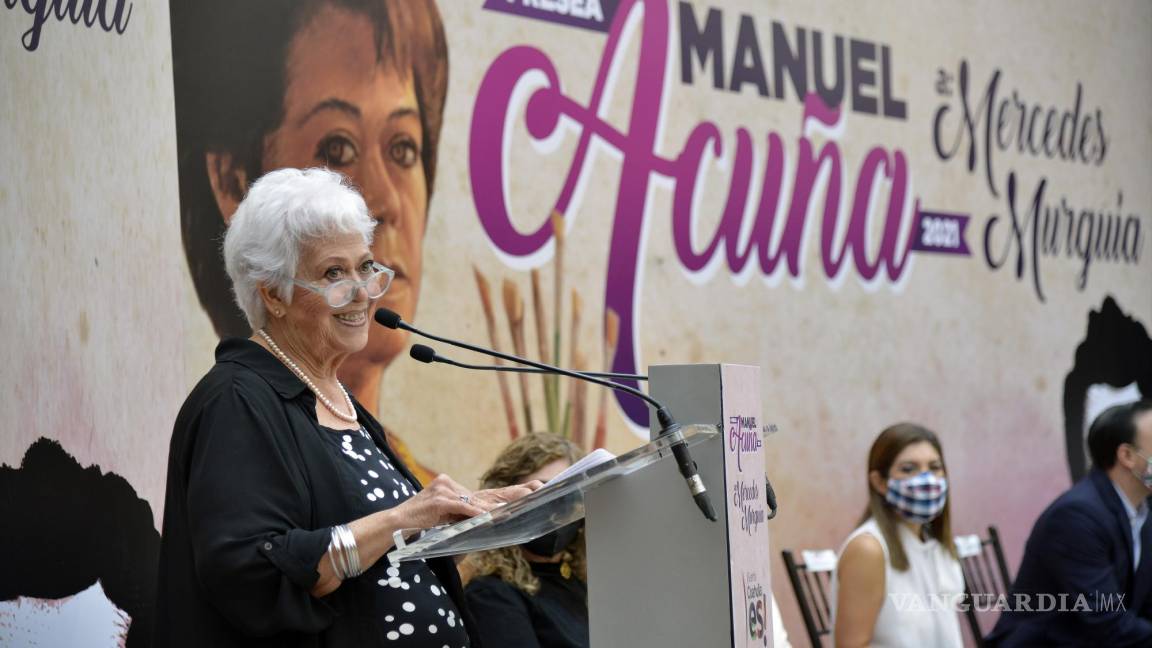 Mercedes Murguía recibe la Presea Manuel Acuña al mérito artístico